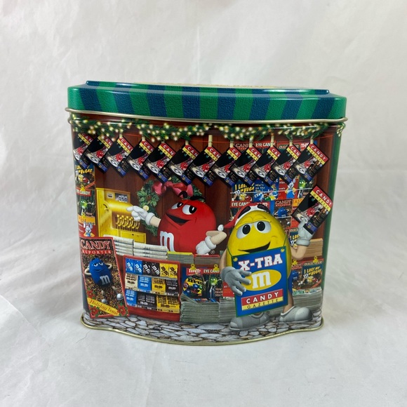M&M’s Brand Christmas Village Series 2001 Number 12 & 1995 Brand Town & Sticker - Picture 2 of 16